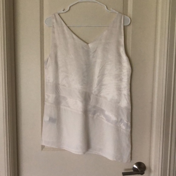 NWT Banana Republic Tank Top - Picture 2 of 3